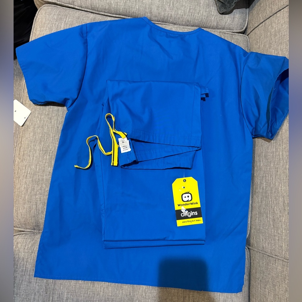Wonderwink Blue Scrub set … UNISEX